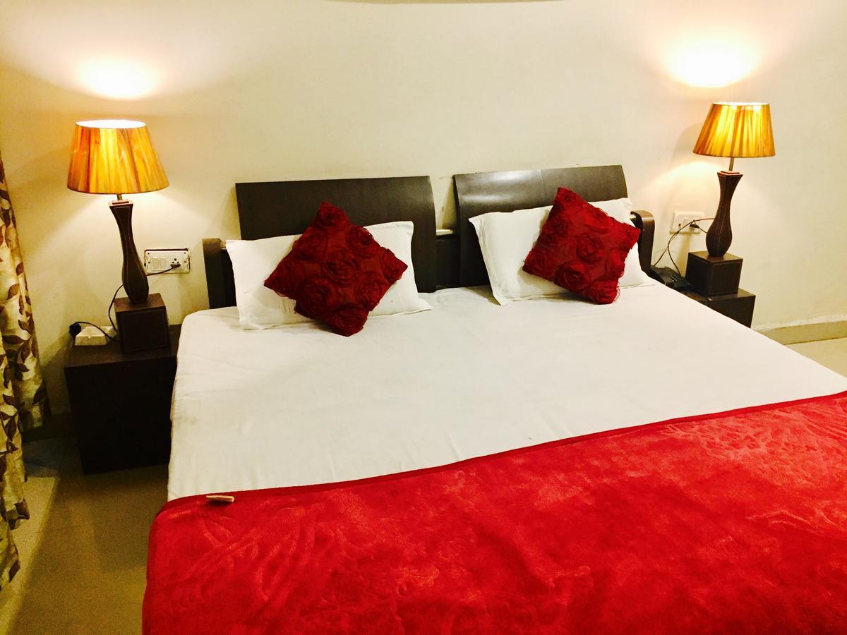 Hotel Shiva Sehore Luaran gambar